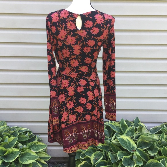 NWT Altar’d State Floral Long Sleeve Jersey Dress - Picture 2 of 4